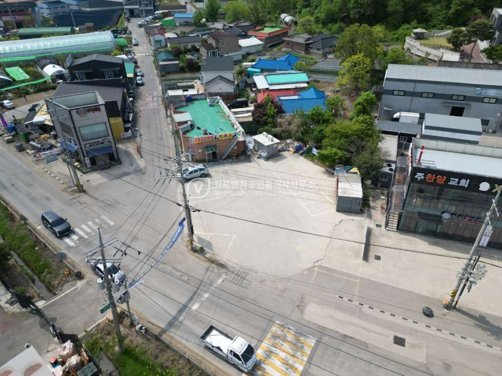경기 김포시 하성면 전류리 가동 2차선 도로변 건물, 권리금 없음. 월세 매물번호 10175 사진 2